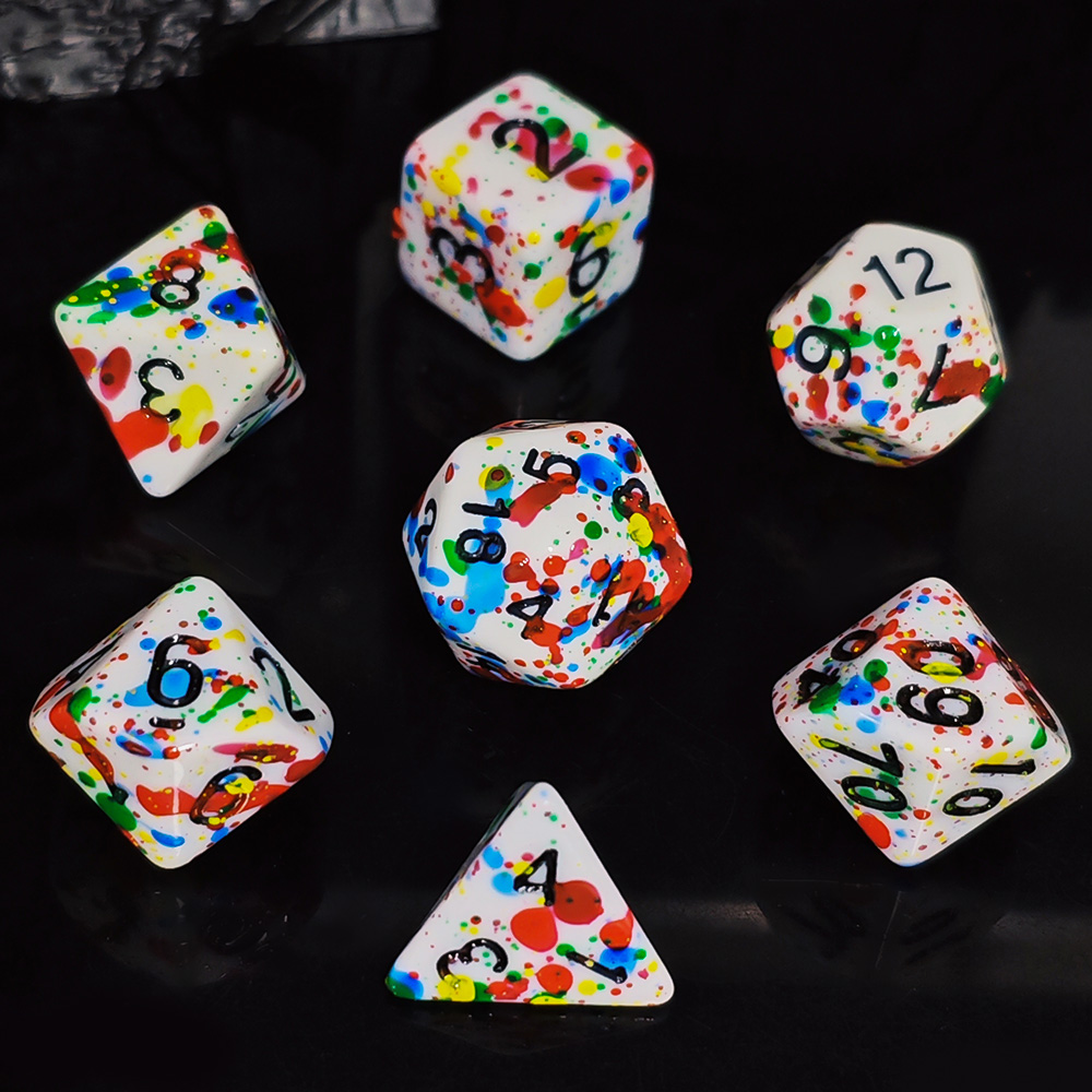 مجموعة نرد بتصميم رذاذ الطلاء  - مراجعة Dice Set Polyhedral وسعره